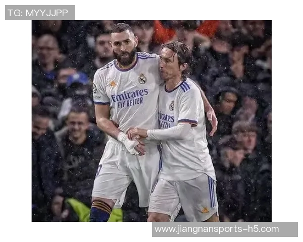 安布罗西尼赞莫德里奇正能量如马尔蒂尼般激励队友